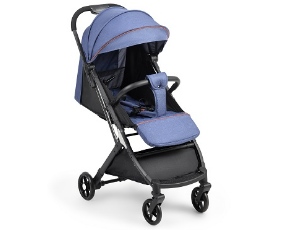 baby stroller with footmuff